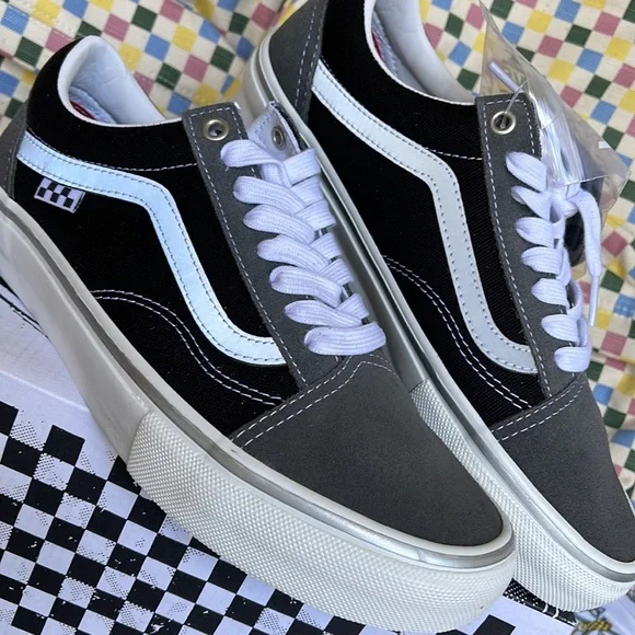 Vans Men’s Skate Old Skool 
Reflective Black/Grey
VN0A5FCBN42
Sneakers - Picture 8 of 16